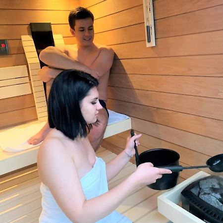 Waterfront Lodge ドゥナパタイ エクステリア 写真